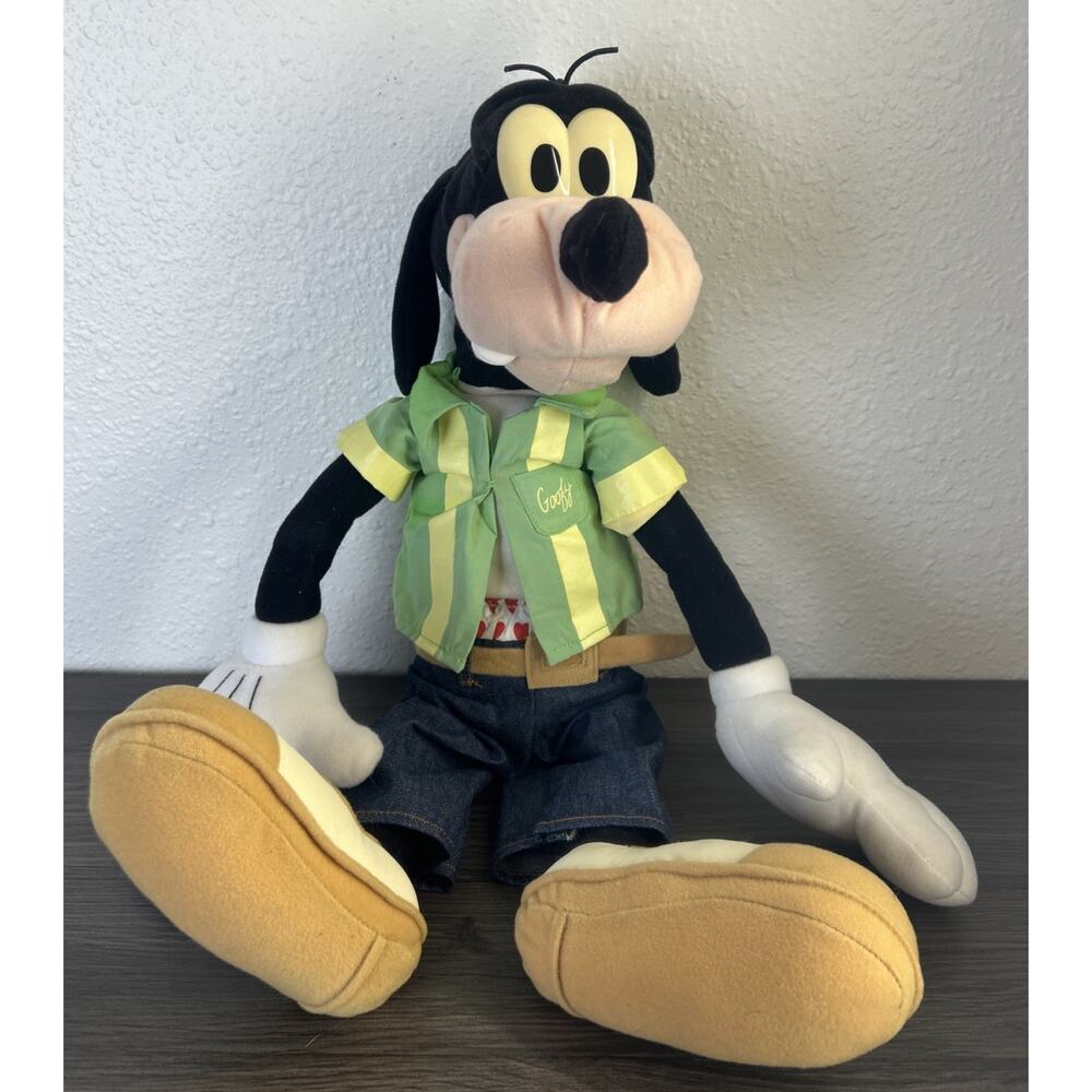 Goofy 2001 Fisher Price Disney Make Me Laugh Plush Talking Puppet Vintage AS-IS